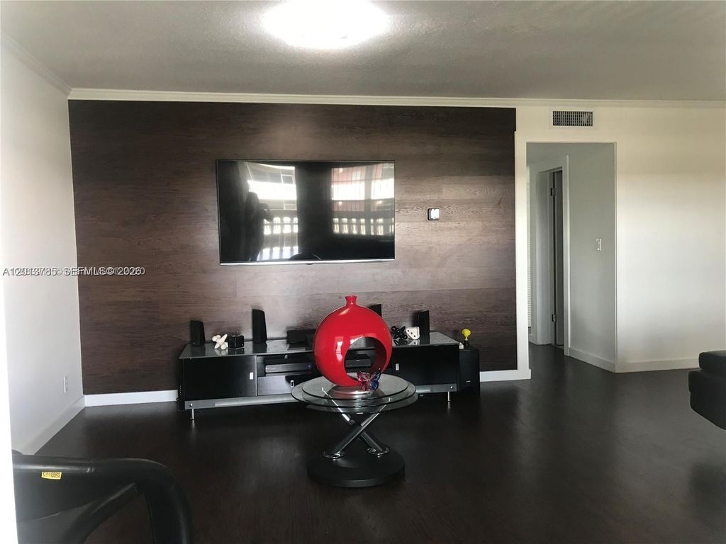 Photo of 180 NE 12th Ave #16E, Hallandale Beach, FL 33009 (MLS # A12013785)