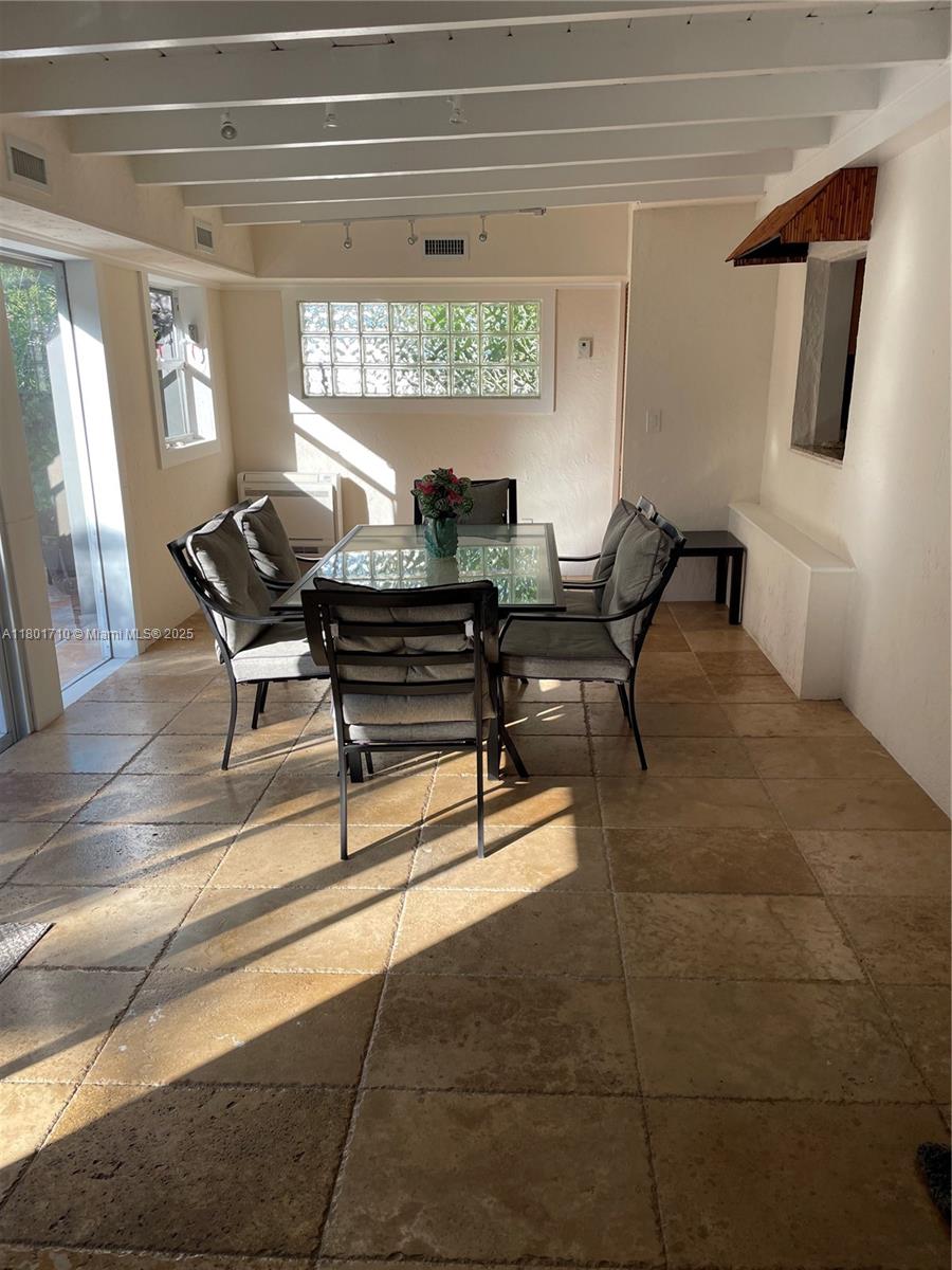 HOLLYWOOD CENTER AMEN PLA - Residential