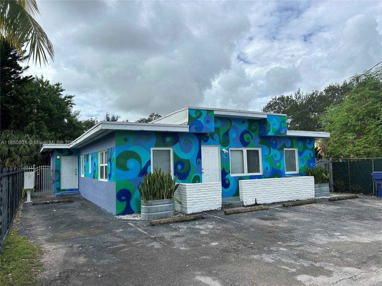 Enjoy this beautifully renovated 2 bedroom, 2 bathroom unit featuring a comfortable split floor plan, including a private ensuite bathroom in one of the bedrooms. The apartment offers in-unit laundry, a front porch perfect for seating and plants, and is located in a quaint, quiet complex of cottages.Access to a shared courtyard and extra green space ideal for picnics, dog walking, gardening, and more. TWO OFF STREET PARKING LOTS
Conveniently situated near Midtown, Wynwood, and Little River, the property includes parking areas for residents. Quick approval, good credit a must 625+. Small dog or cat ok, one pet max. First month and security deposit to move in. NO SMOKING.
**Special - $1,000 gift card to new tenant at move in!!!