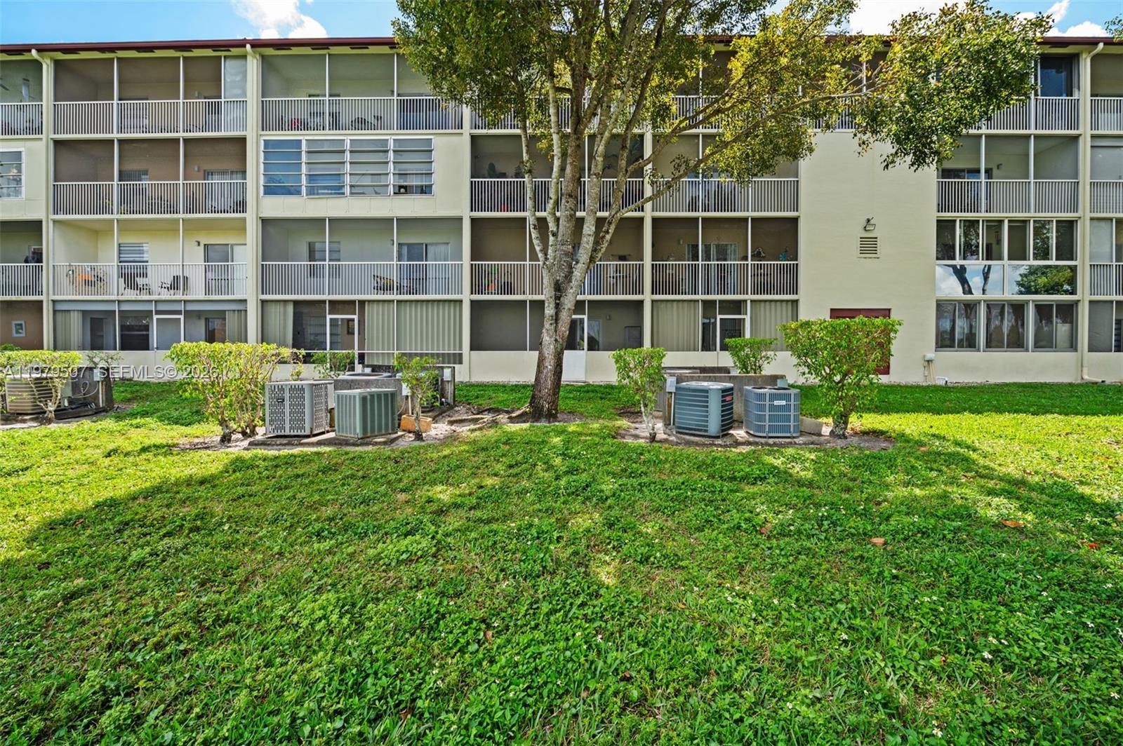 KINGSLEY AT CENTURY VILLA - Residential