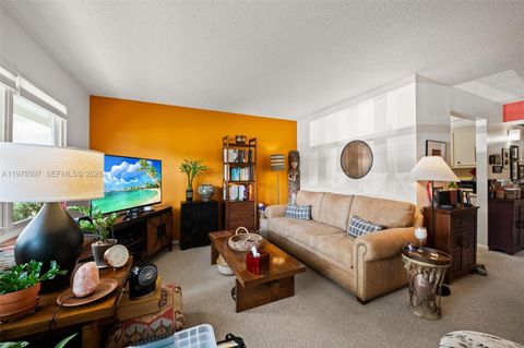 13255 SW 7th Ct 111D Pembroke Pines FL 33027