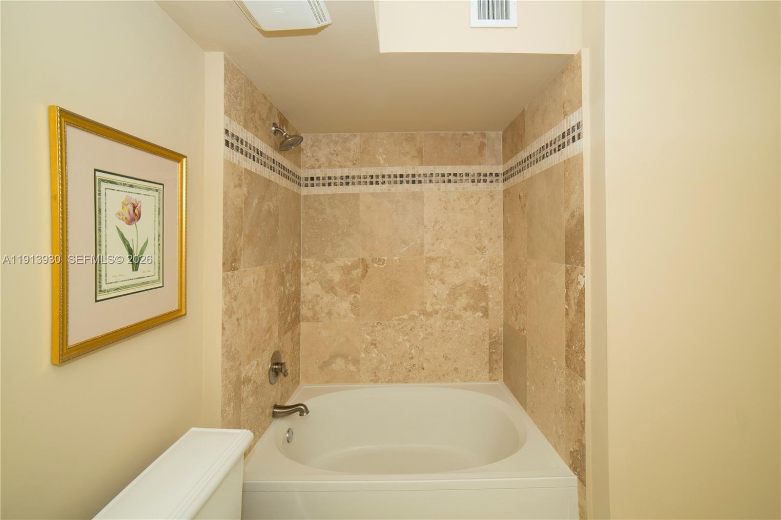 PORTO BELLAGIO CONDO - Residential