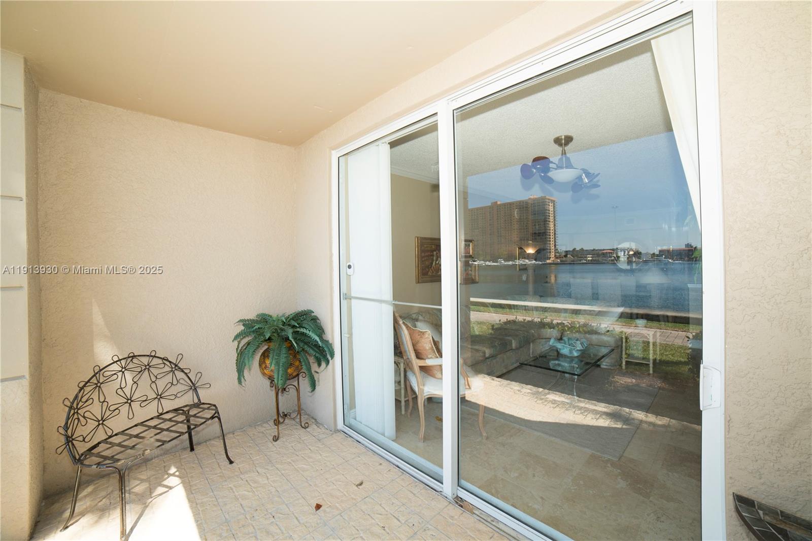 PORTO BELLAGIO CONDO - Residential