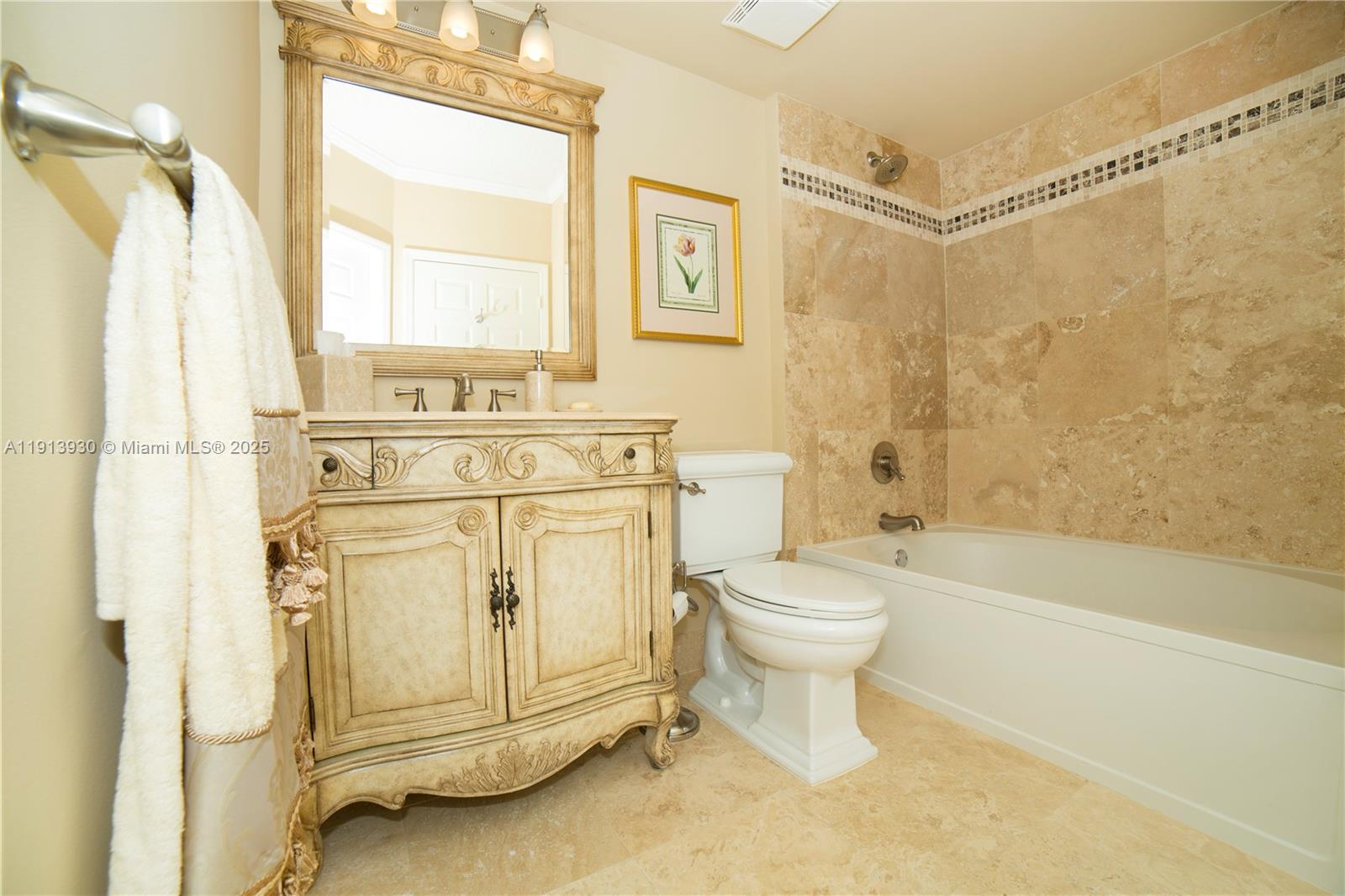 PORTO BELLAGIO CONDO - Residential