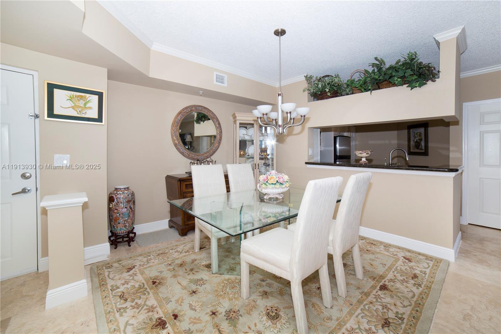 PORTO BELLAGIO CONDO - Residential