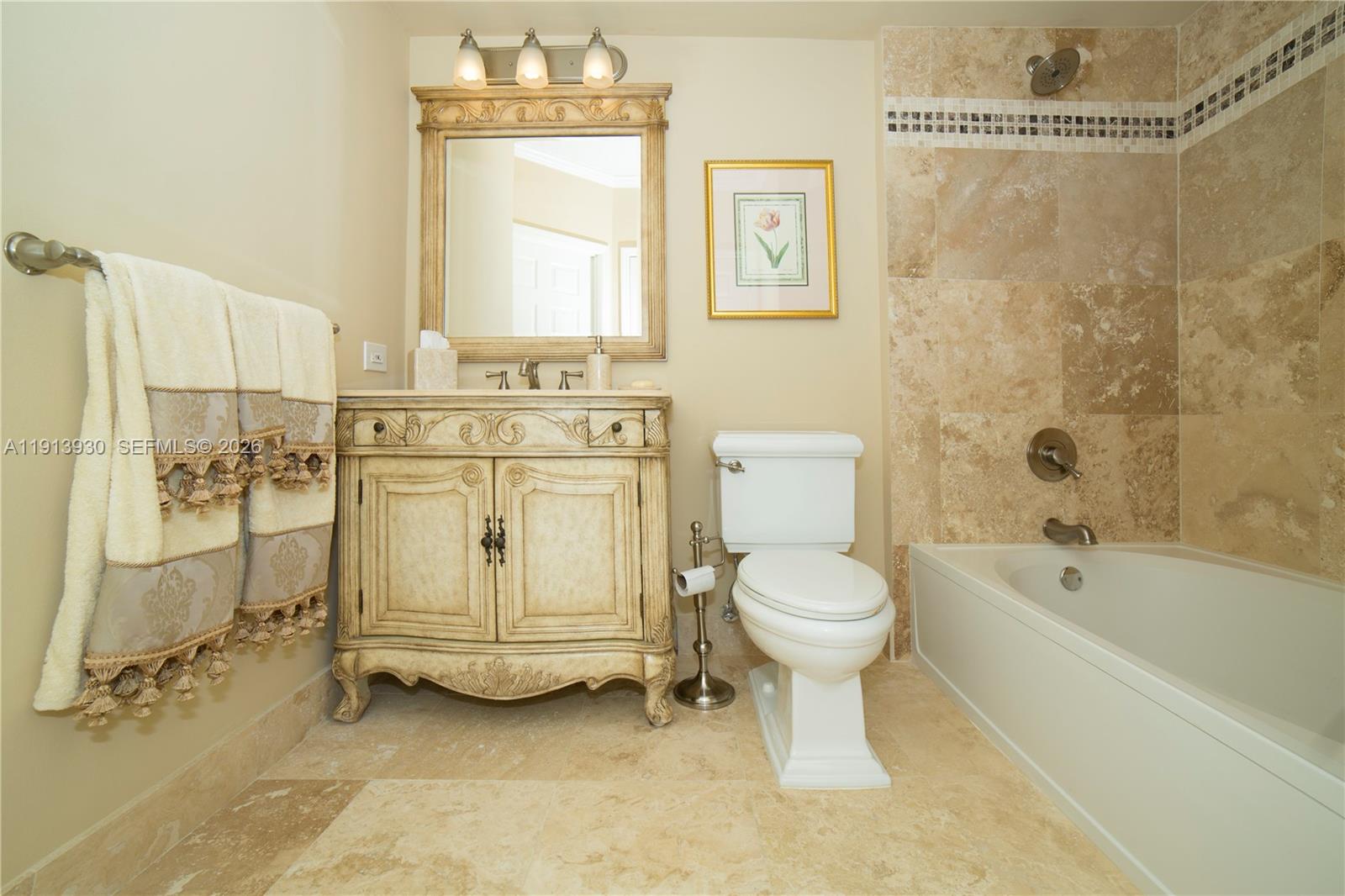 PORTO BELLAGIO CONDO - Residential