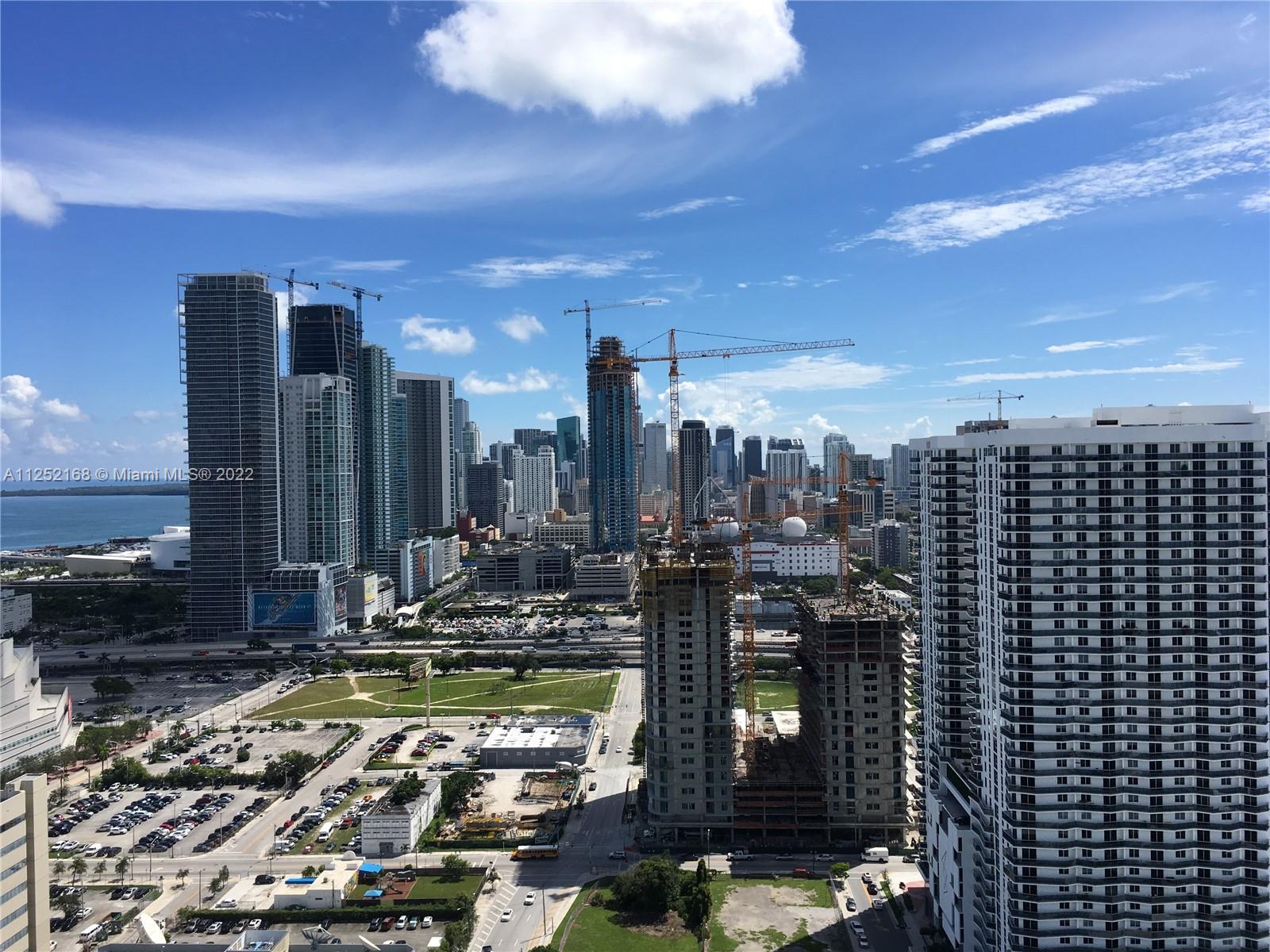 CANVAS CONDO - Residential Lease