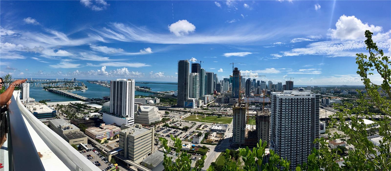 CANVAS CONDO - Residential Lease