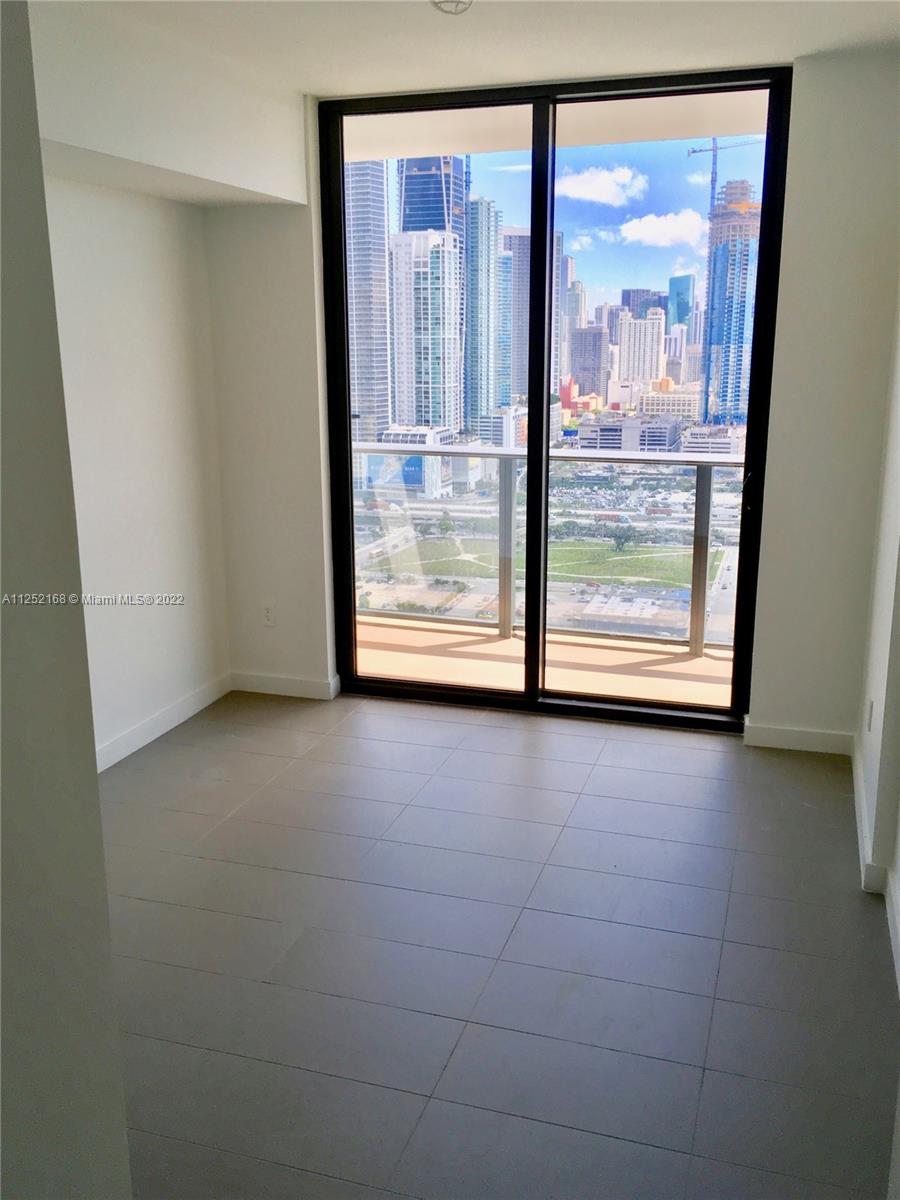 CANVAS CONDO - Residential Lease