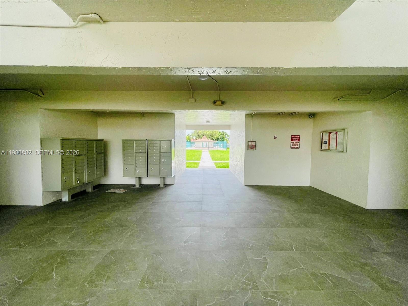 LA FUENTE CONDO - Residential