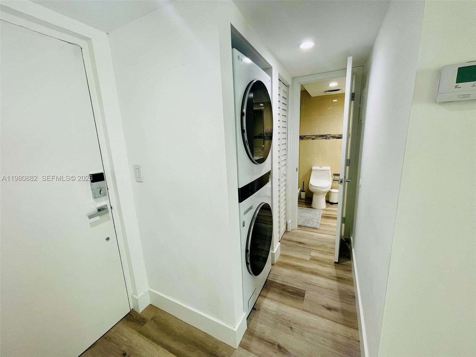 LA FUENTE CONDO - Residential