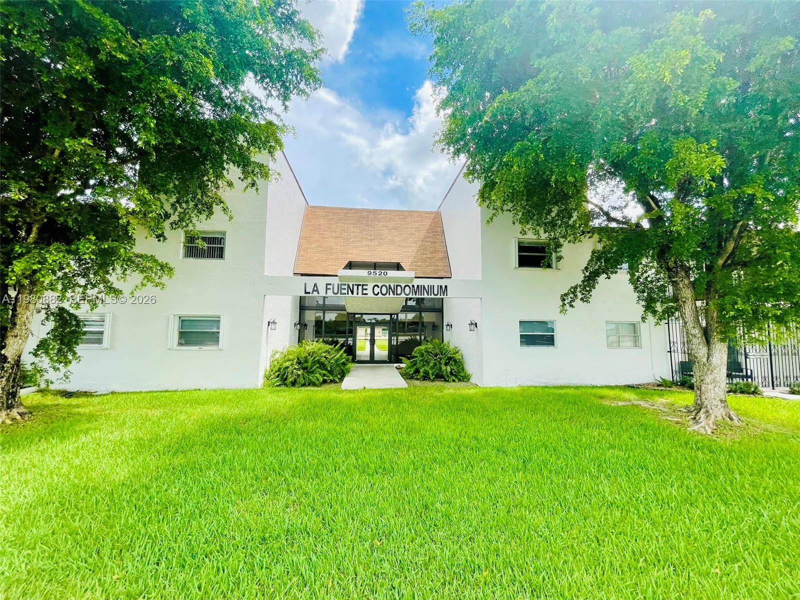 LA FUENTE CONDO - Residential