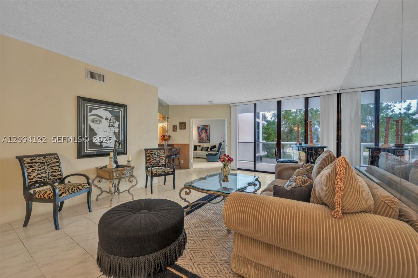 20281 E Country Club Dr