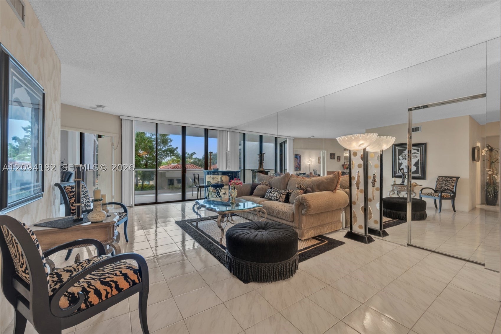 20281 E Country Club Dr 305