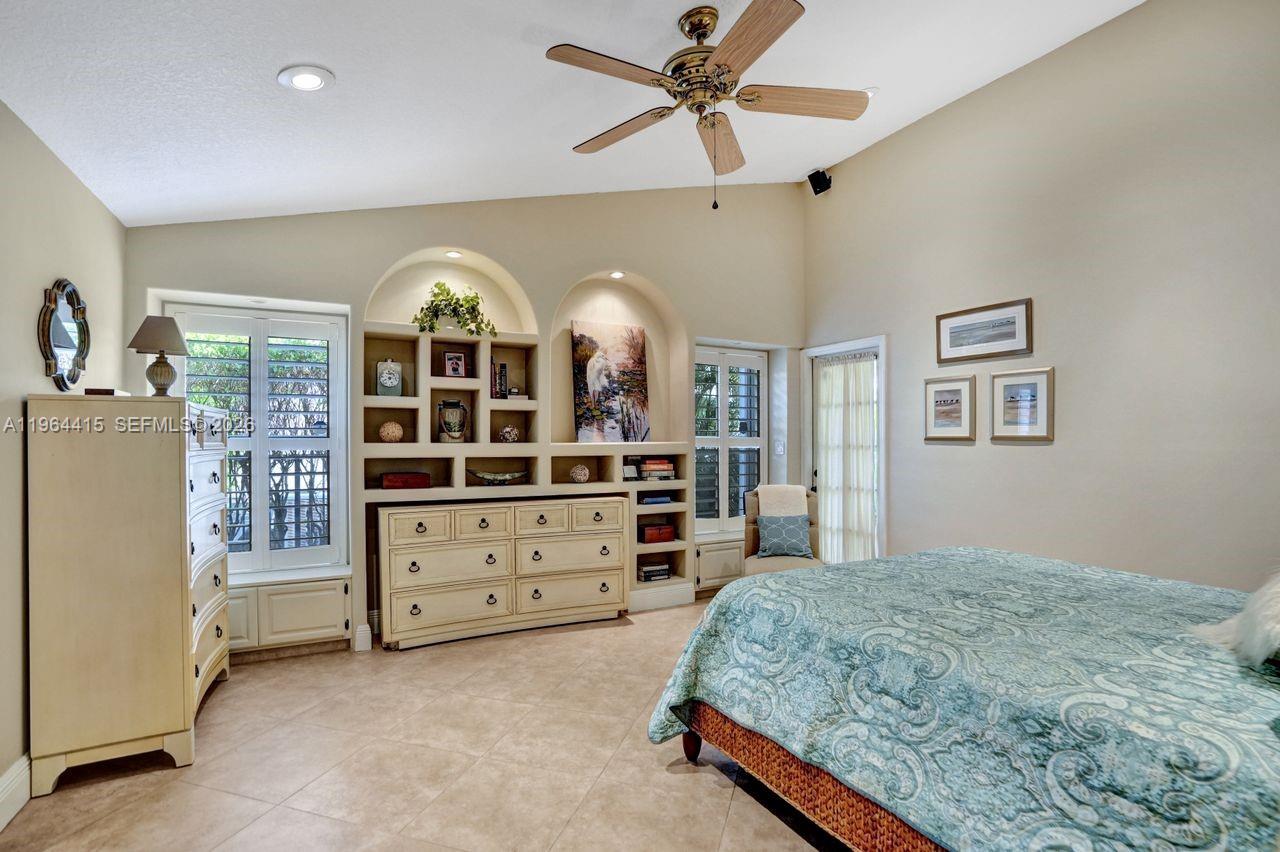 Oaks II - Residential