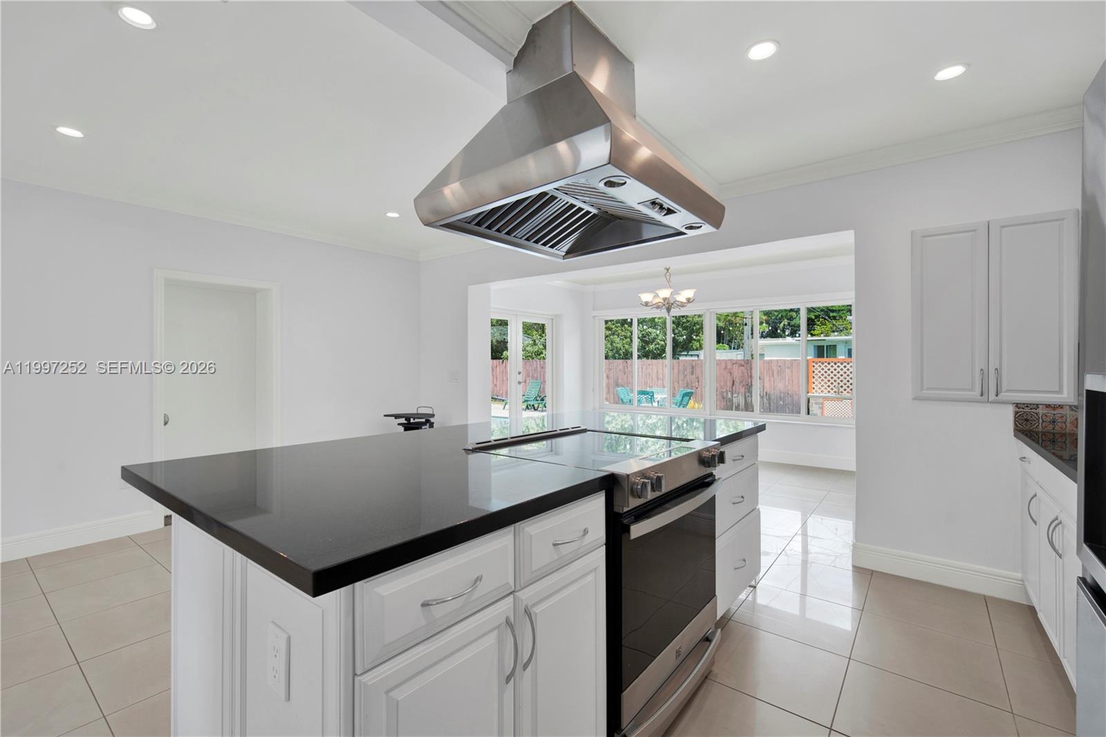 RIVIERA ESTATES 1ST ADDN - Residential Lease