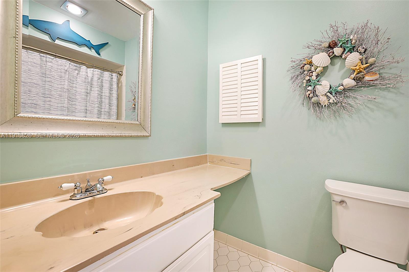 RIVERBEND CONDO - Residential