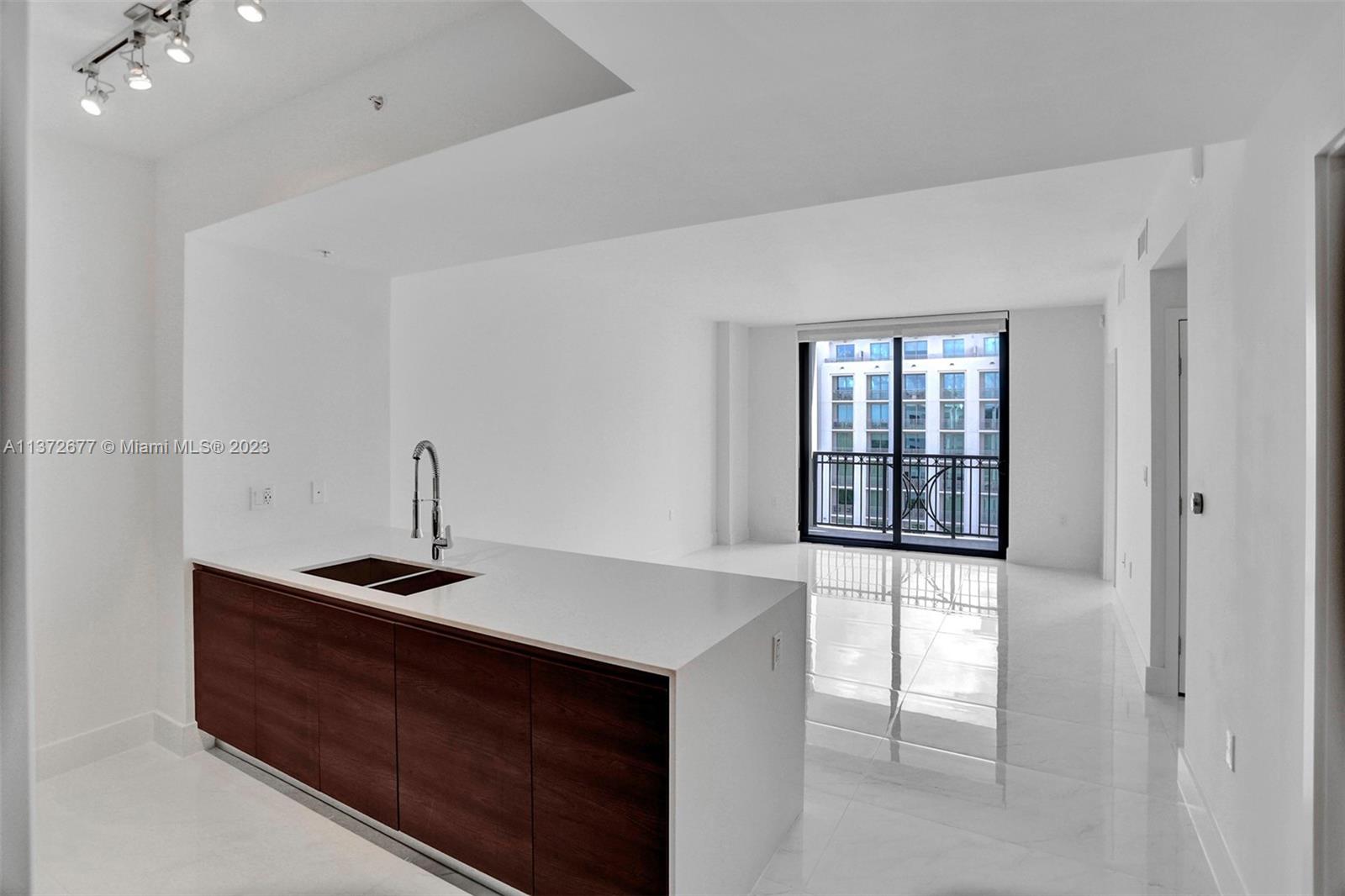 MERRICK MANOR - Residential Lease