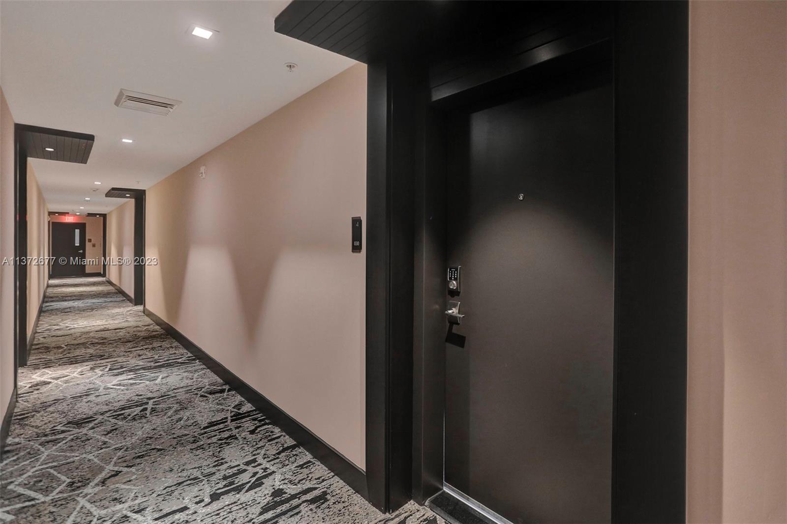 MERRICK MANOR - Residential Lease