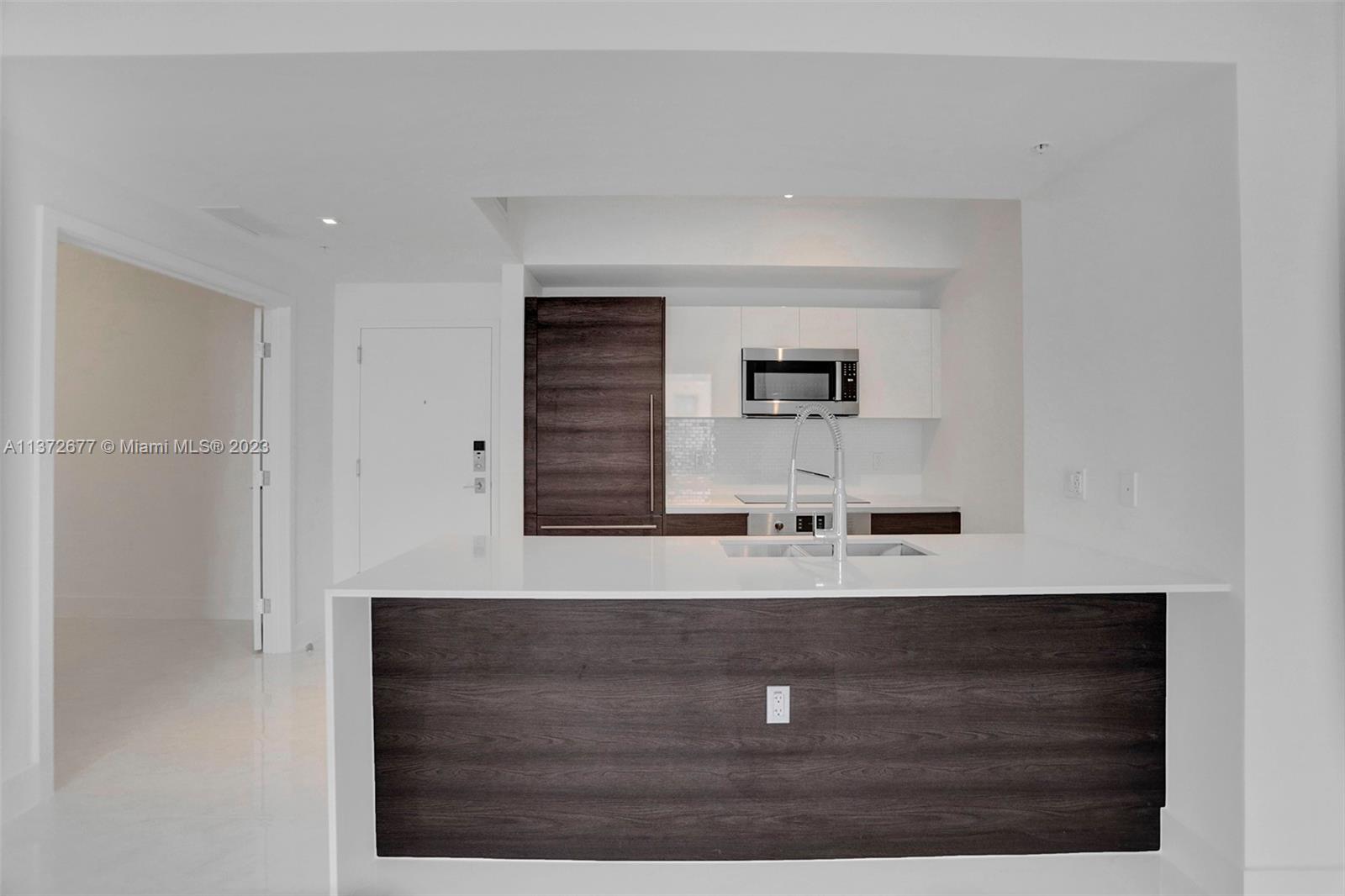 MERRICK MANOR - Residential Lease