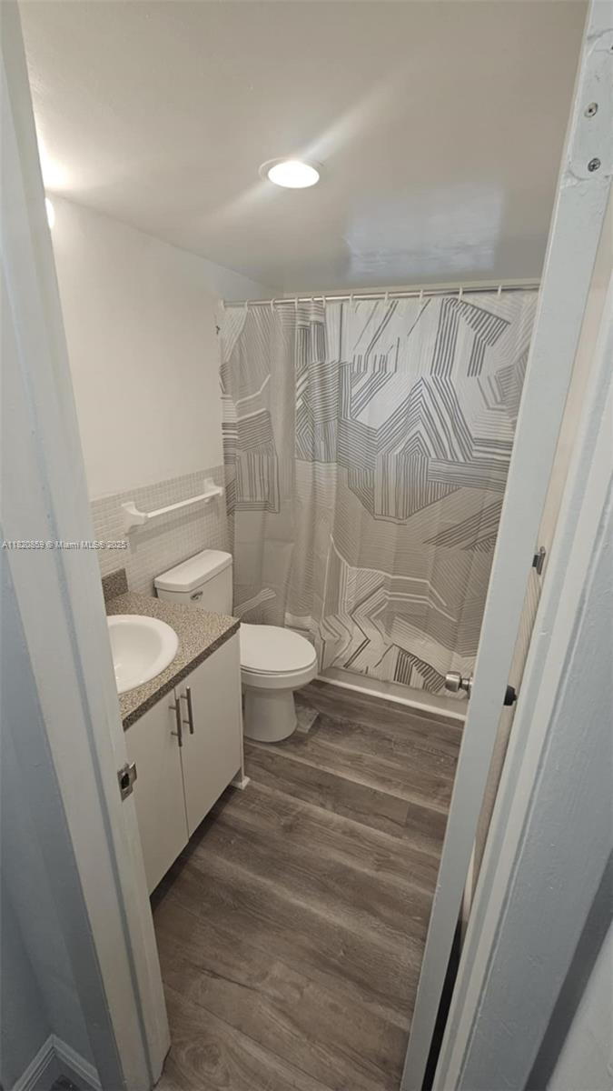1500 NE 127th St 103