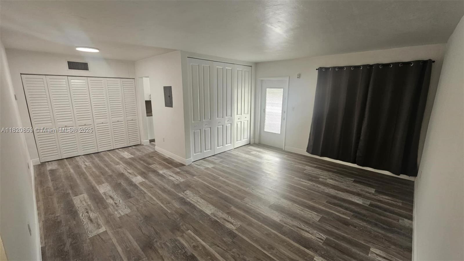 Property for Sale at 1500 Ne 127th St 103, North Miami, Miami-Dade County, Florida - Bedrooms: 1 
Bathrooms: 1  - $159,000