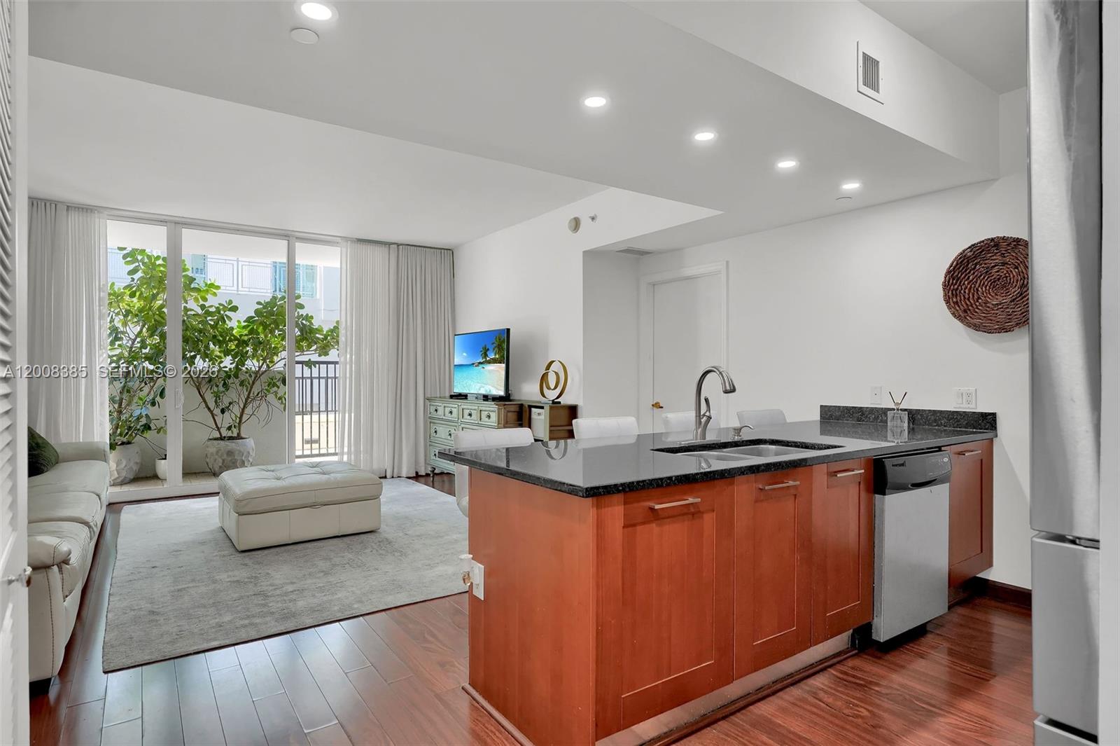ONE VILLAGE PLACE CONDO - Residential