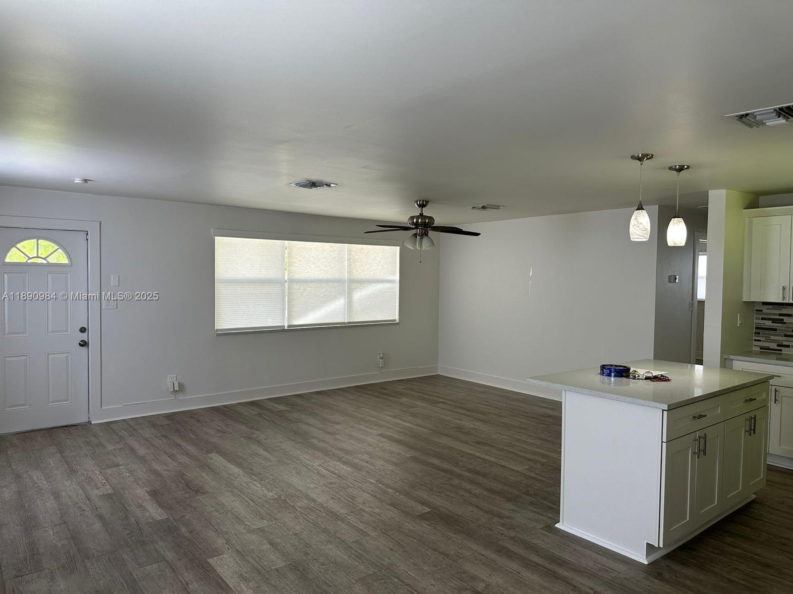 COLLIER ESTATES FIFTH ADD - Residential