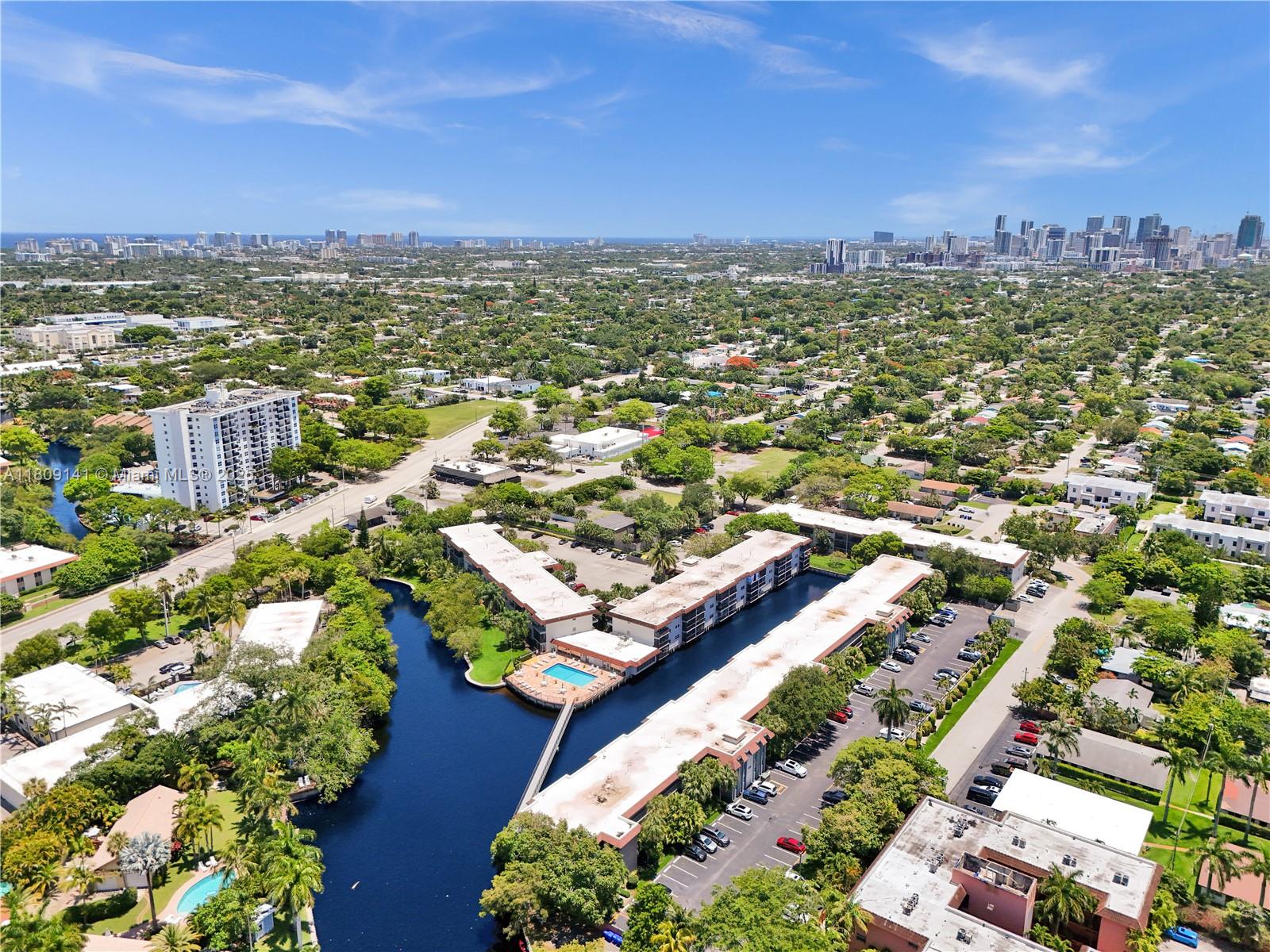 HIDDEN HARBOR CONDOMINIUM - Residential