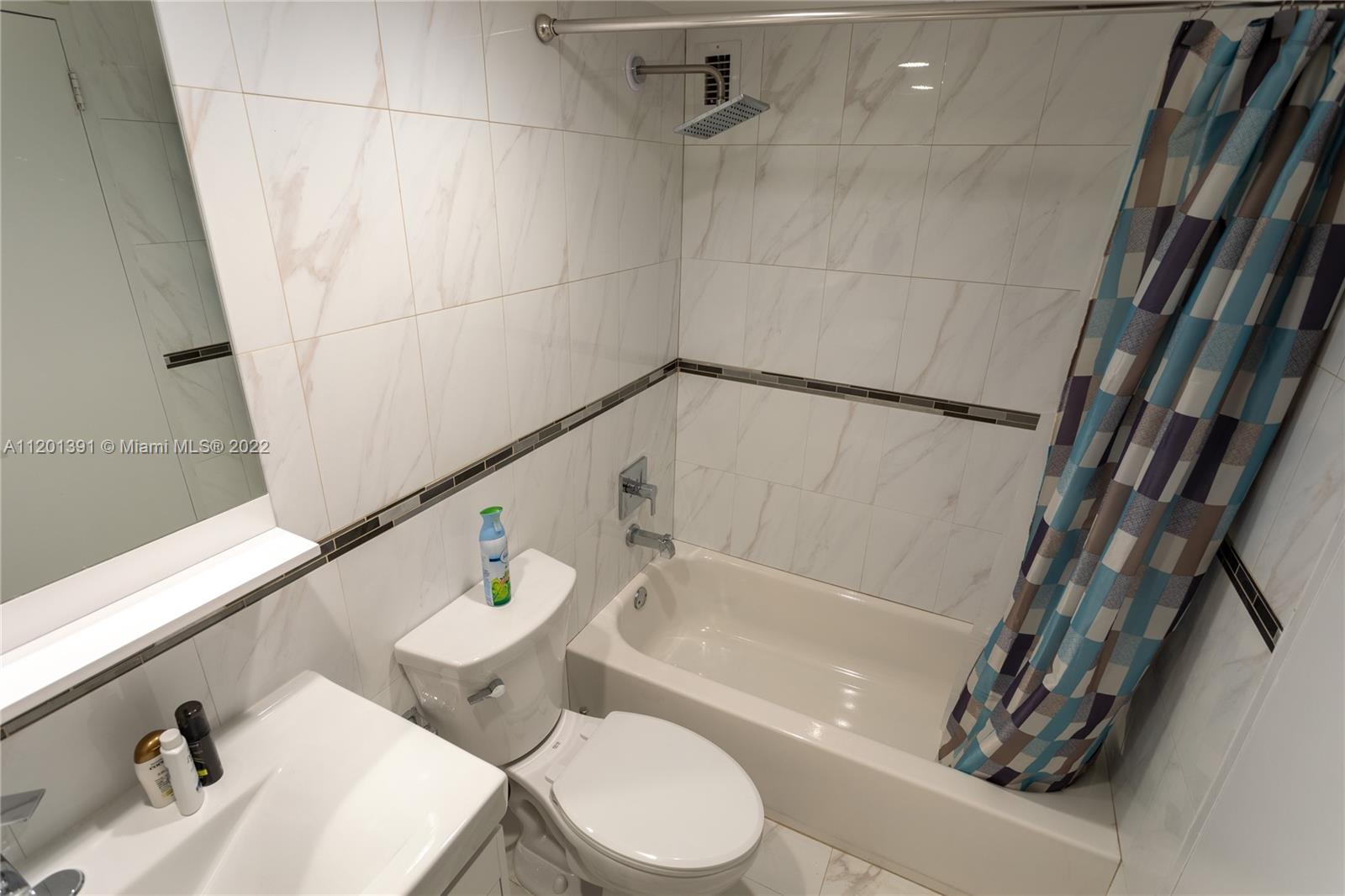 TIDES ON HOLLYWOOD BEACH - Residential Lease