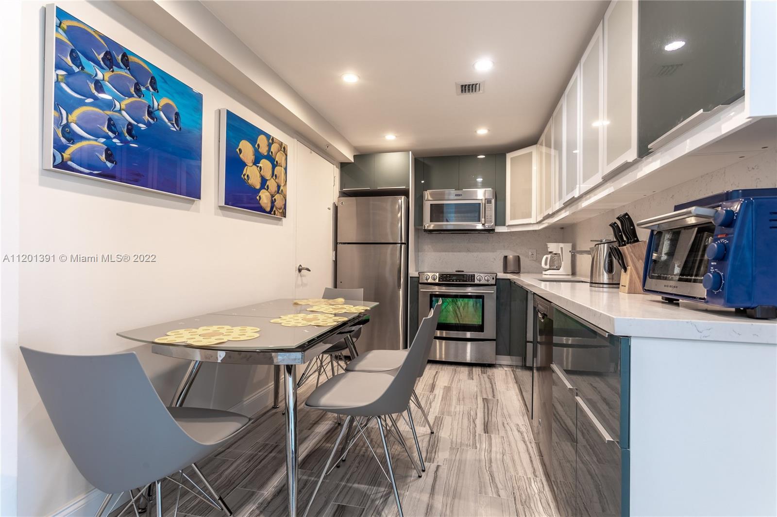 TIDES ON HOLLYWOOD BEACH - Residential Lease