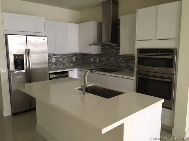 LANDMARK AT DORAL CONDO - Residential Lease