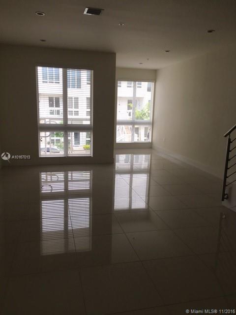 LANDMARK AT DORAL CONDO - Residential Lease