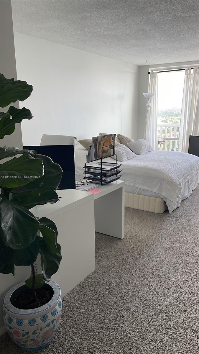 OCEAN CLUB CONDO - Residential Lease