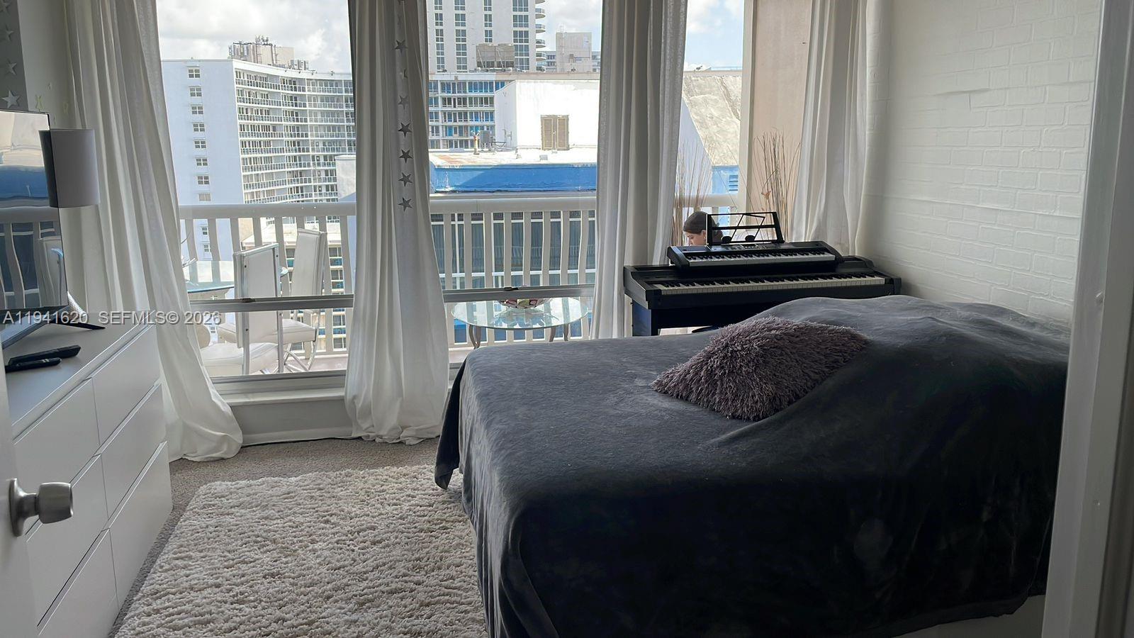 OCEAN CLUB CONDO - Residential Lease