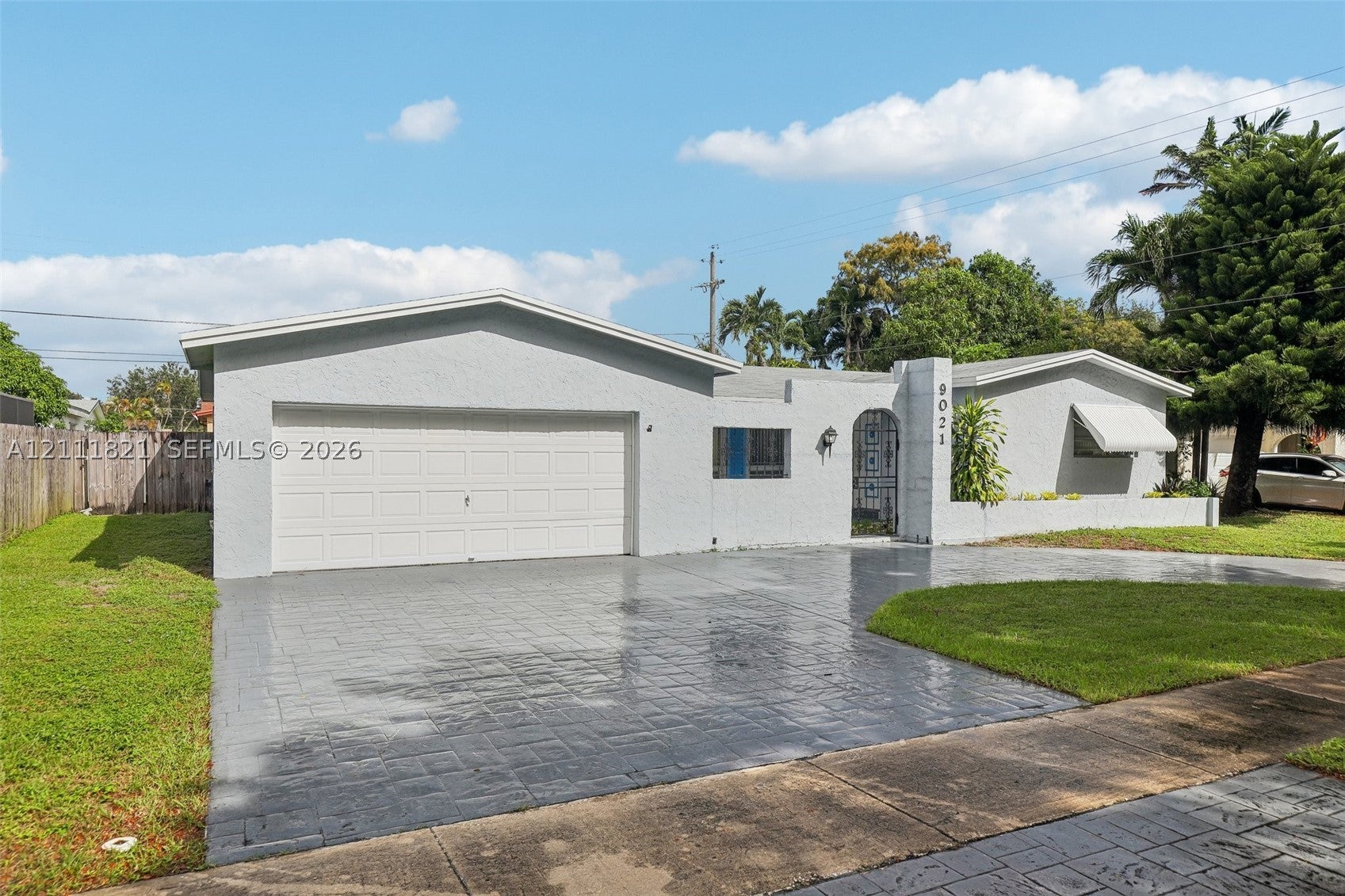 9021 SW 55th Ct