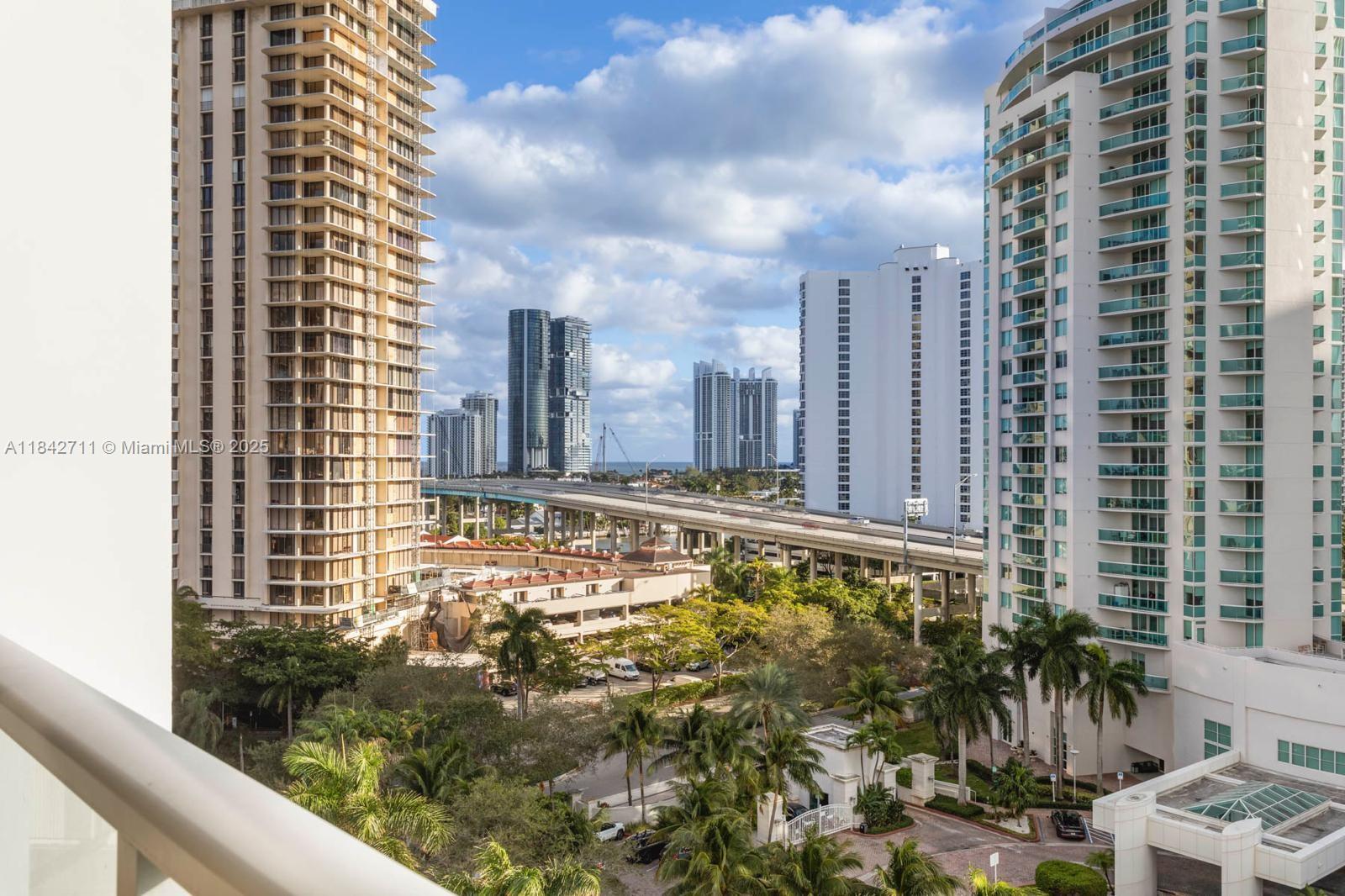 MARINA TOWER CONDO - Residential