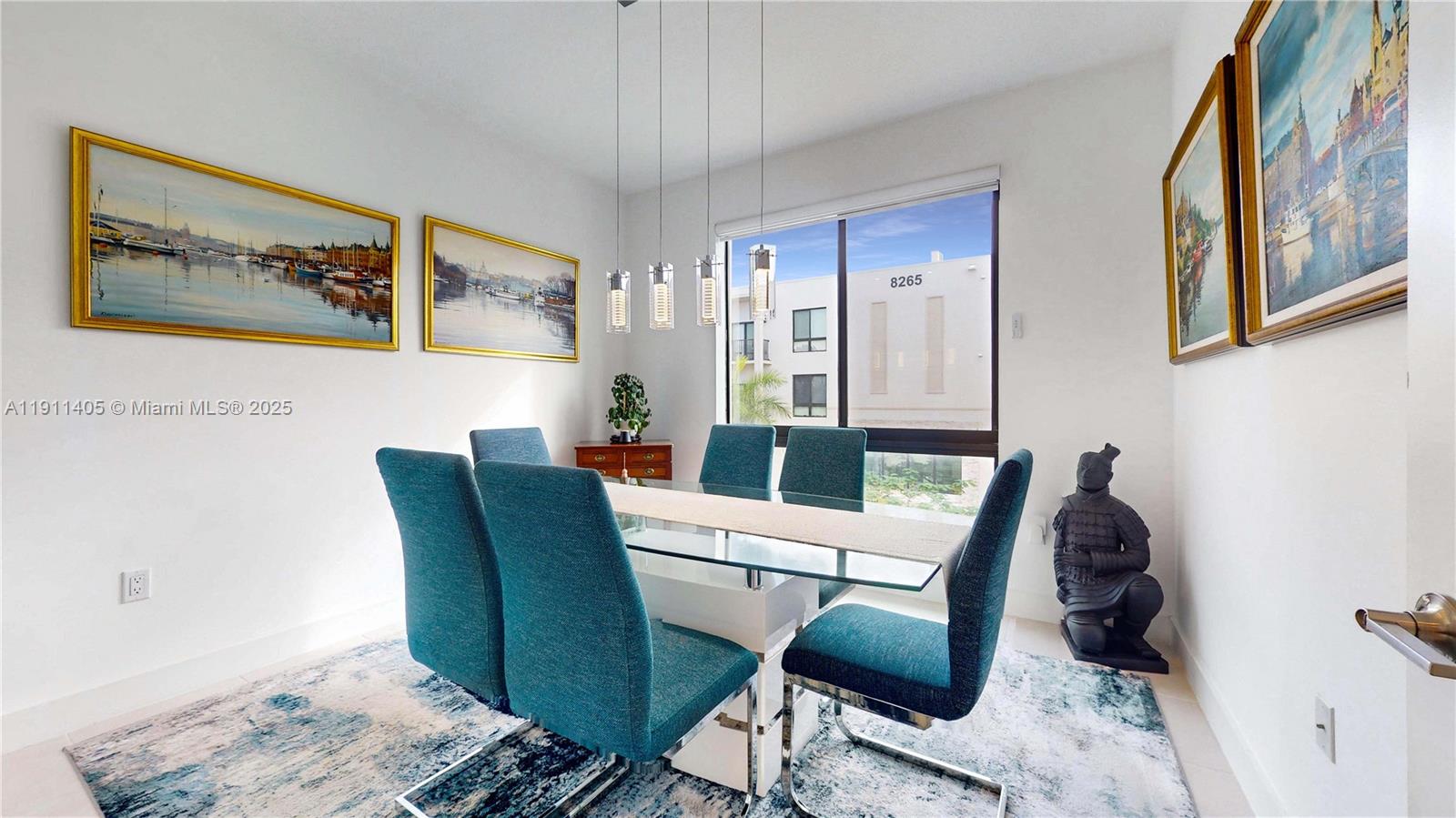 DOWNTOWN DORAL SOUTH PHAS - Residential