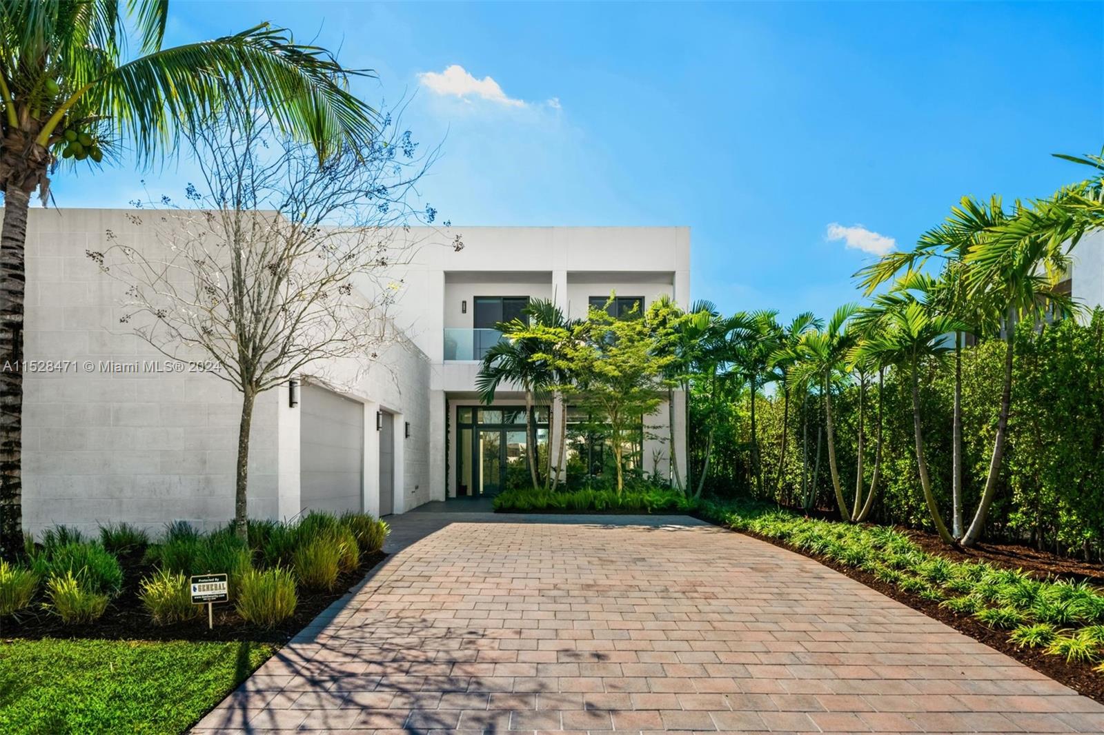 WESTON ESTATES - Residential