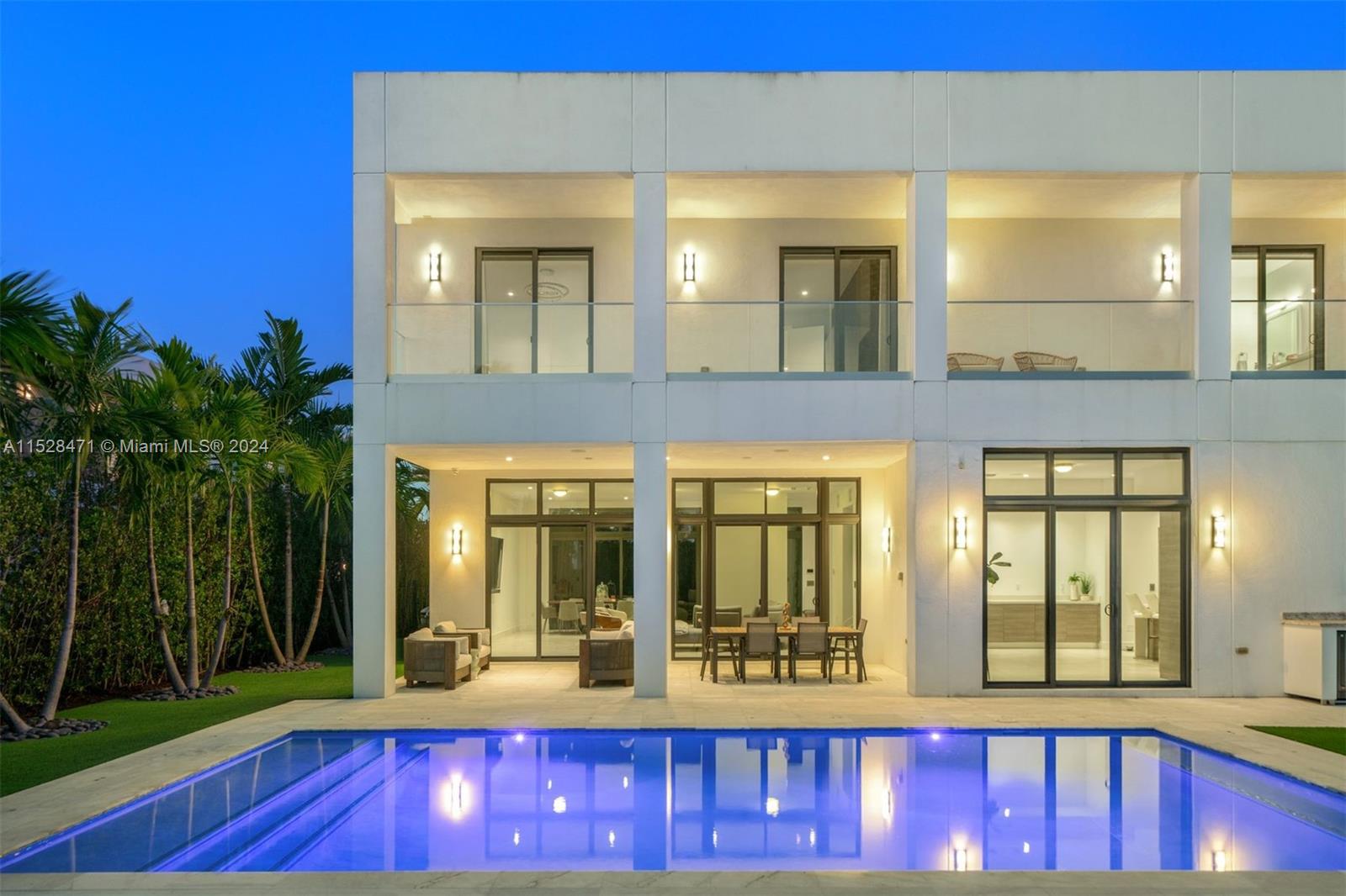 WESTON ESTATES - Residential