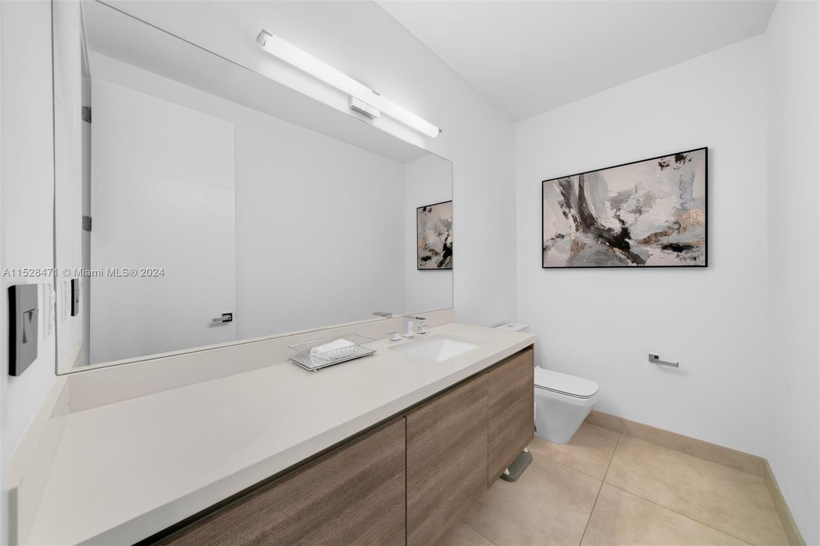 WESTON ESTATES - Residential