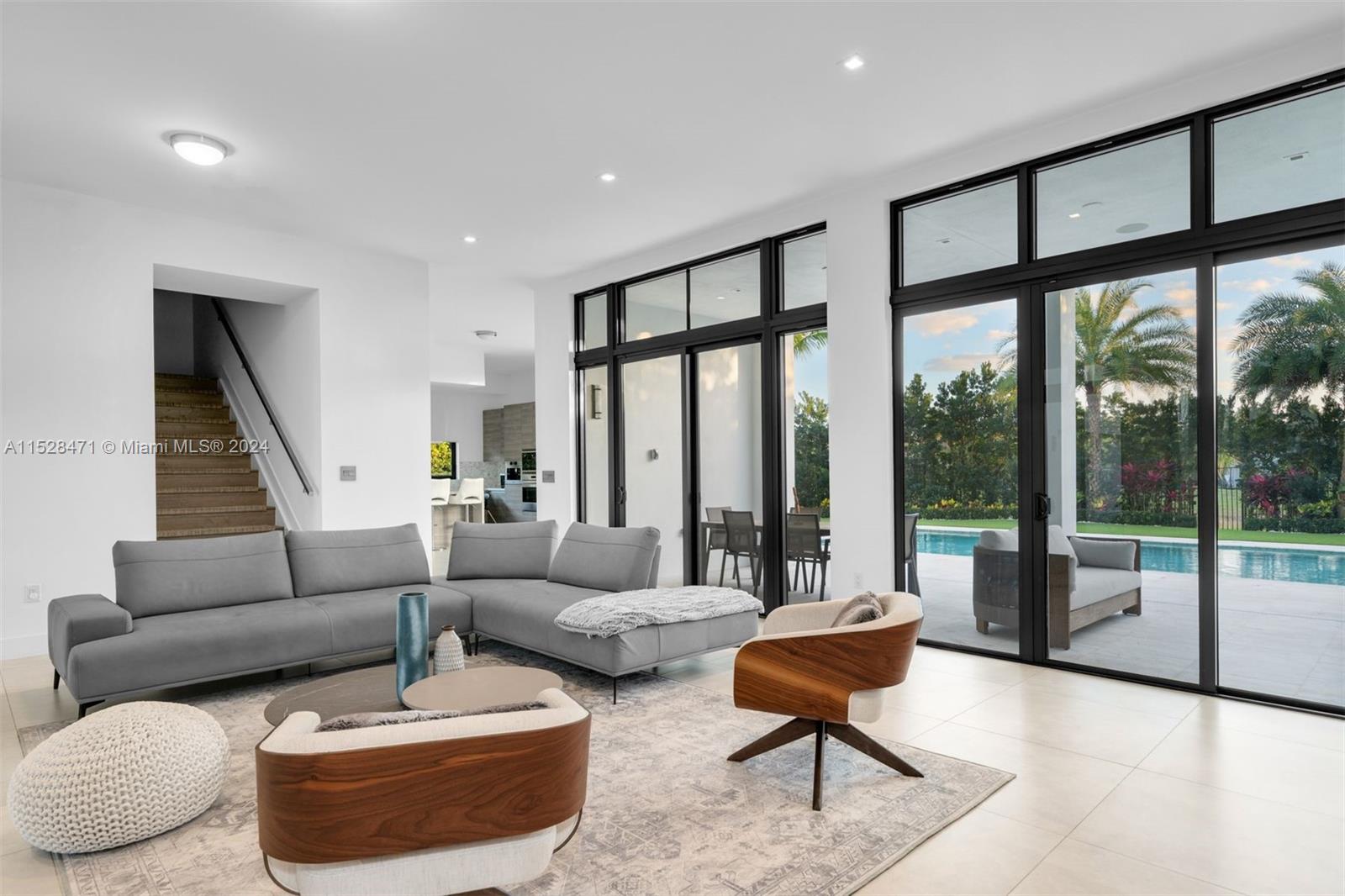 WESTON ESTATES - Residential