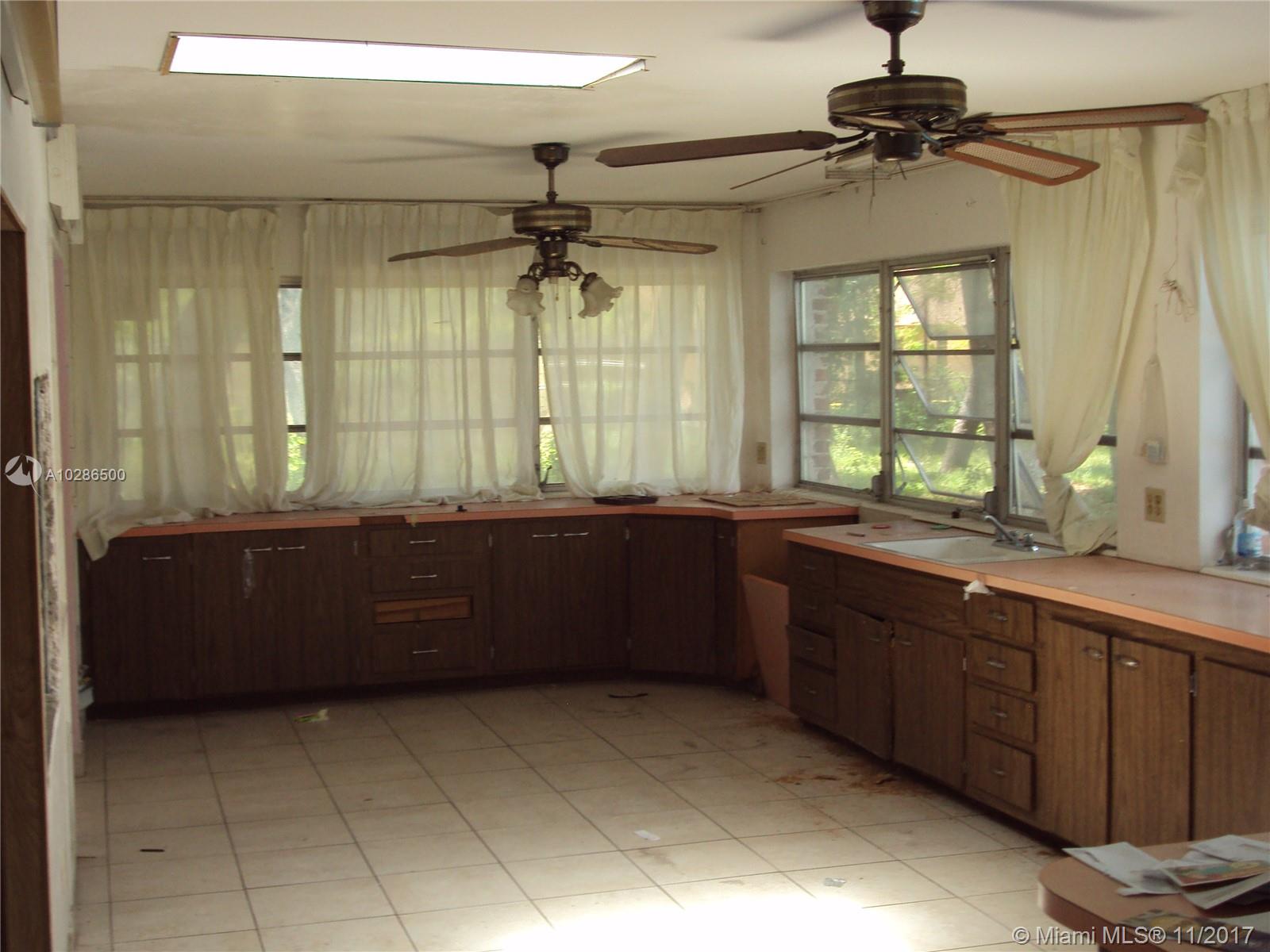 MIAMI GARDENS ESTATES SEC - Residential