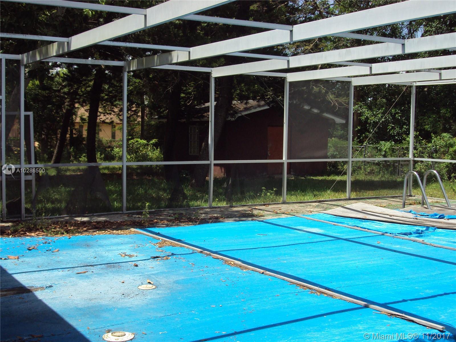 MIAMI GARDENS ESTATES SEC - Residential