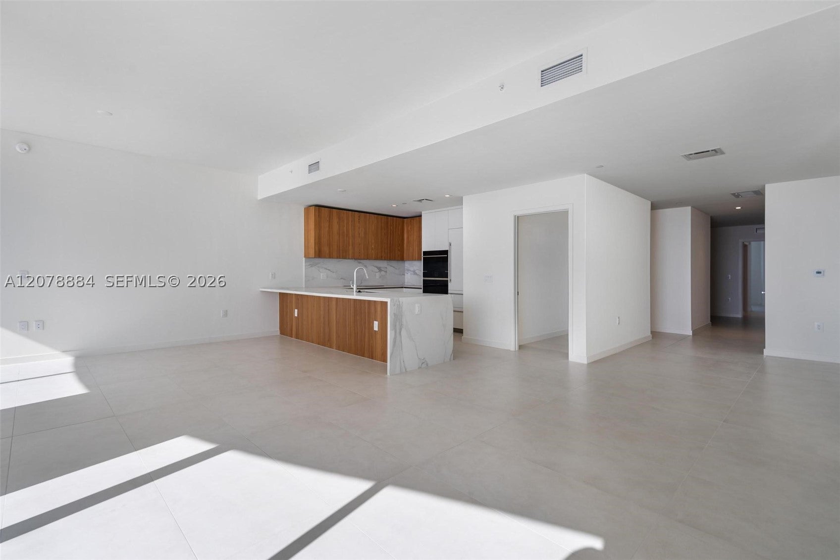1400 Biscayne Blvd 4504