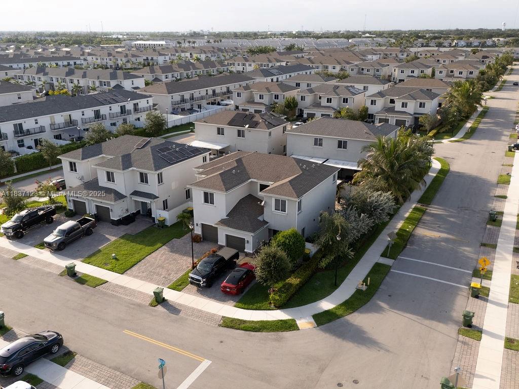 PALMS AT BELLA VISTA - Residential