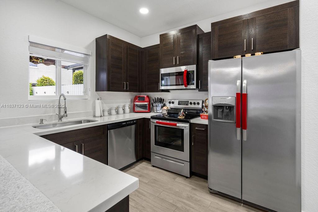 PALMS AT BELLA VISTA - Residential