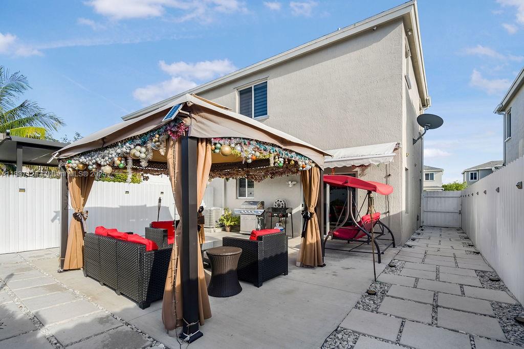 PALMS AT BELLA VISTA - Residential