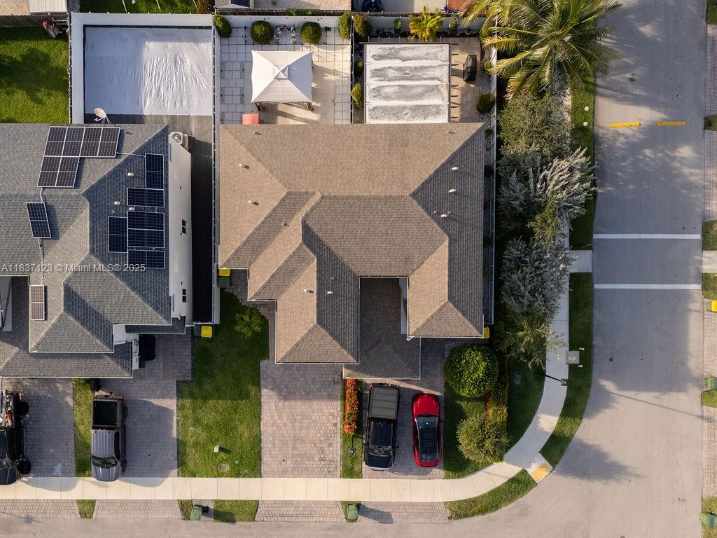 PALMS AT BELLA VISTA - Residential