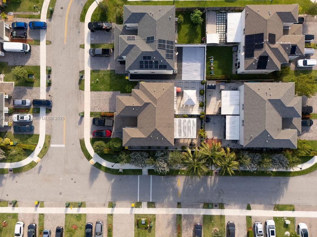 PALMS AT BELLA VISTA - Residential